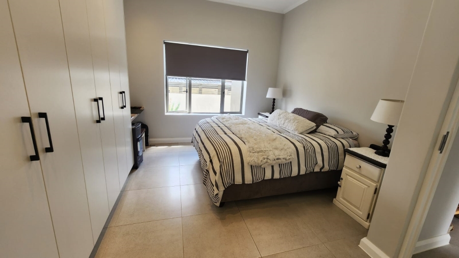 To Let 2 Bedroom Property for Rent in Glenwood Western Cape